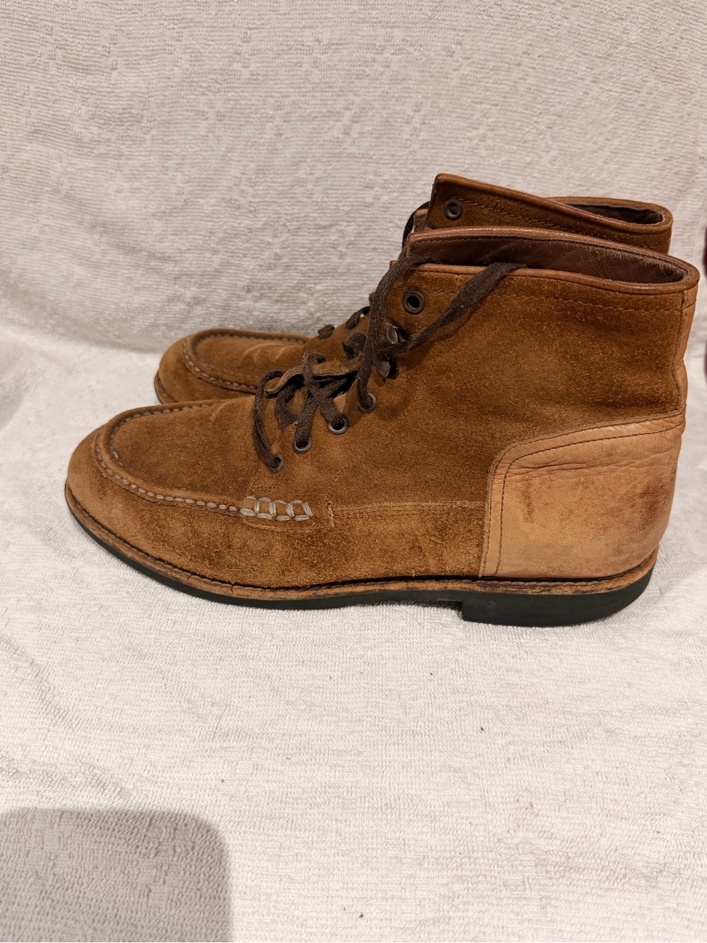 Neil M Men's Suede Chukka Boots in Chestnut Brown